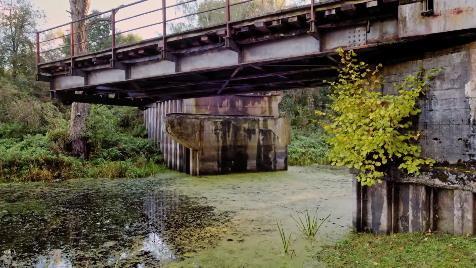 Tajné nacistické základny S02E02 Nejmodernější nacistická fronta mkv