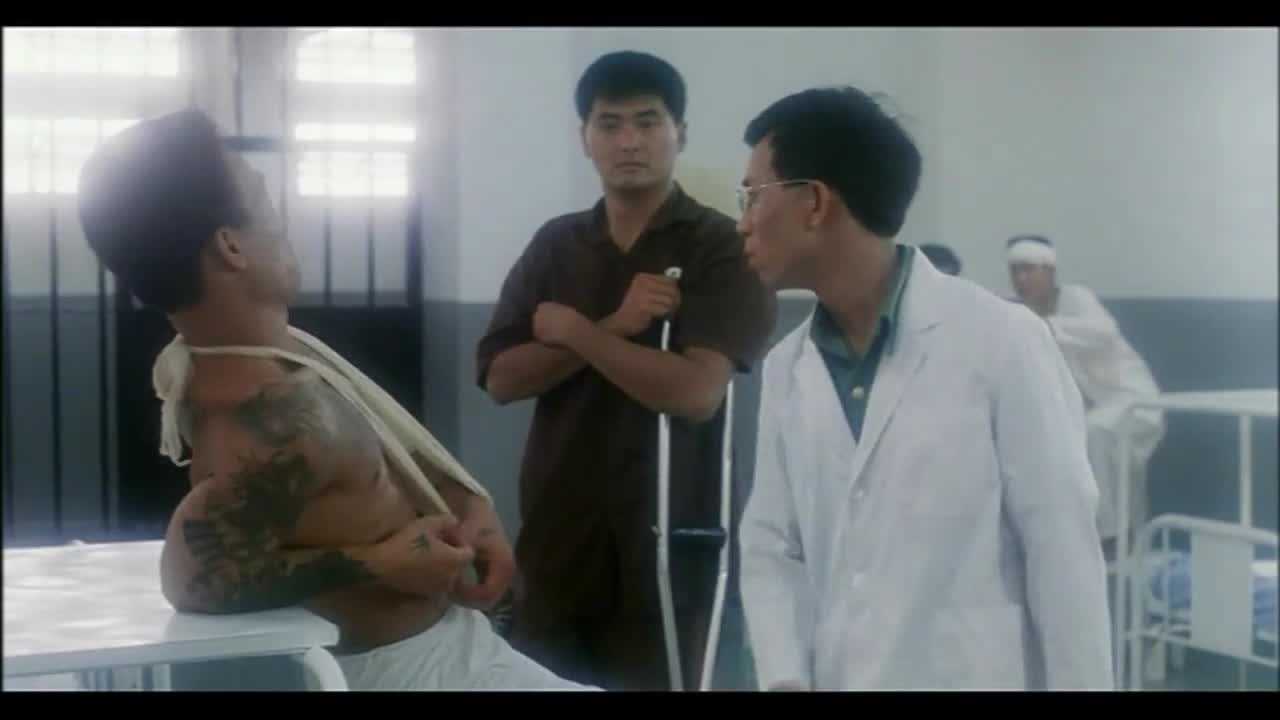 Vězení v plamenech (Yun fat Chow Fui on Shing Tommy Wong 1987 Drama Akční Krimi) Cz dabing avi